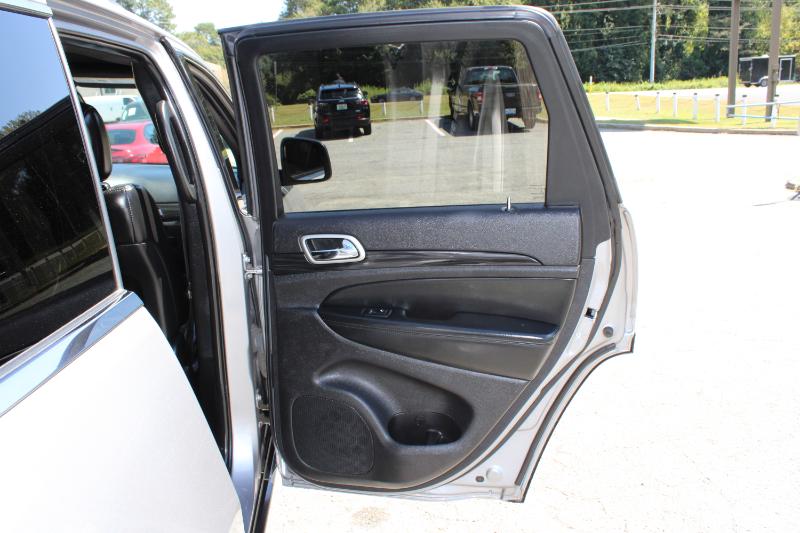 Jeep Grand Cherokee Laredo X 4x2 2021