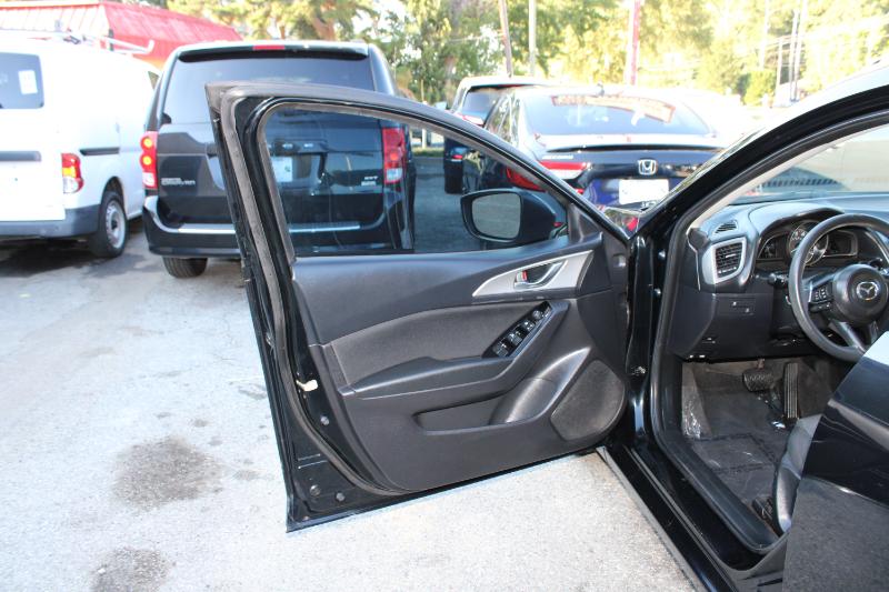 Mazda Mazda3 4-Door Sport Auto 2018