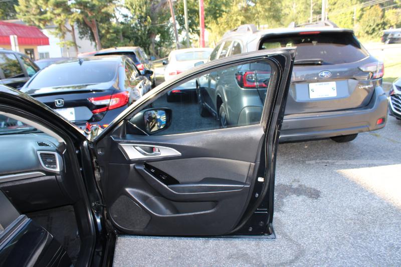 Mazda Mazda3 4-Door Sport Auto 2018