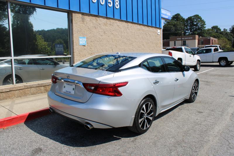 2017 Nissan Maxima S photo 4