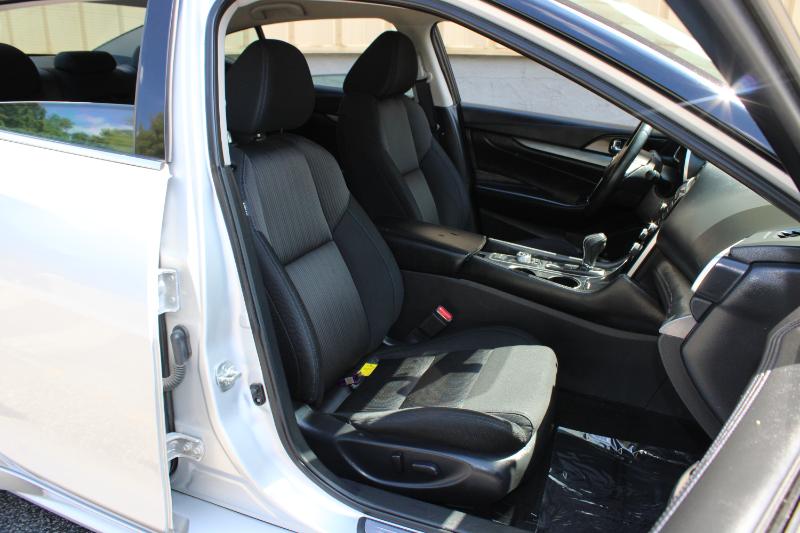 Nissan Maxima S 3.5L 2017