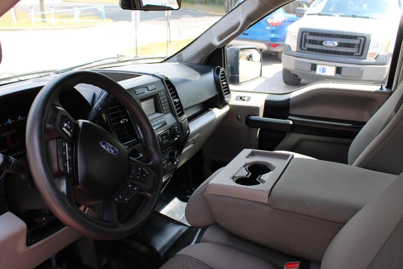 Ford F-150 XL 2WD SuperCrew 5.5' Box 2017