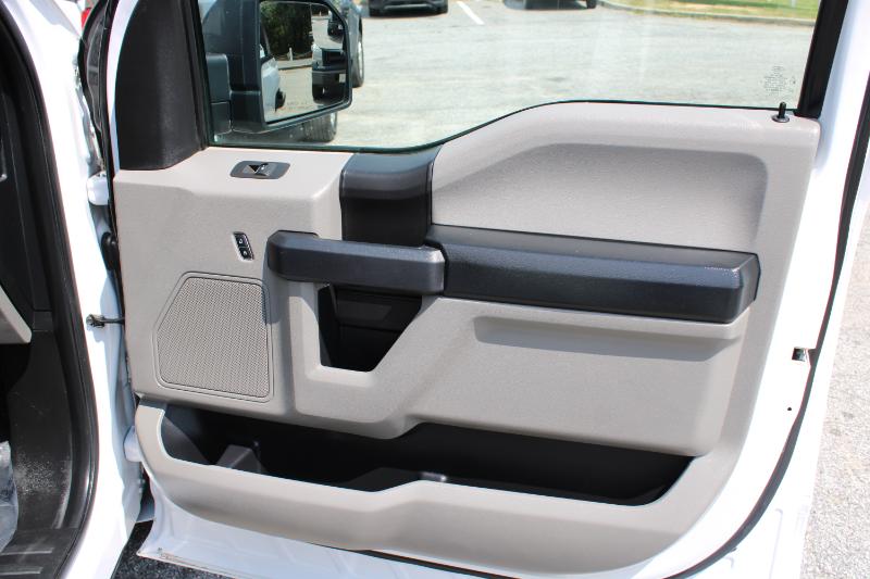 Ford F-150 XL 2WD SuperCrew 5.5' Box 2017