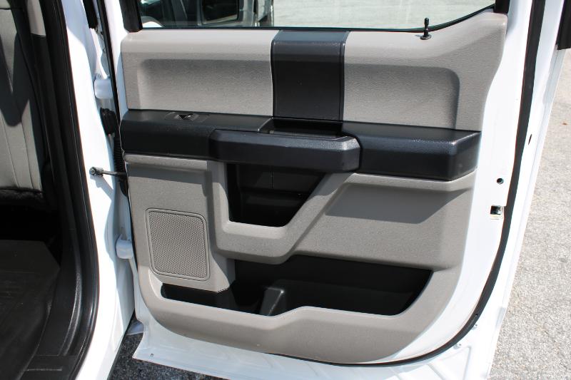 Ford F-150 XL 2WD SuperCrew 5.5' Box 2017