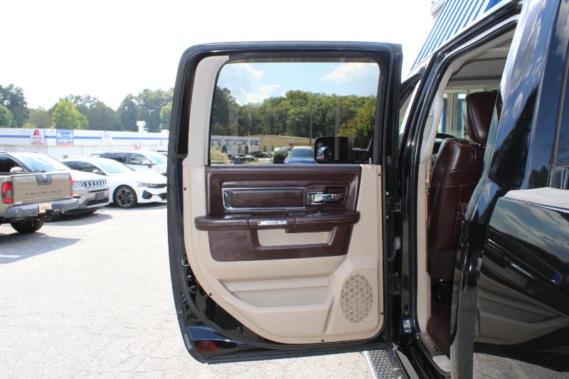 2014 Ram 2500 Longhorn photo 21