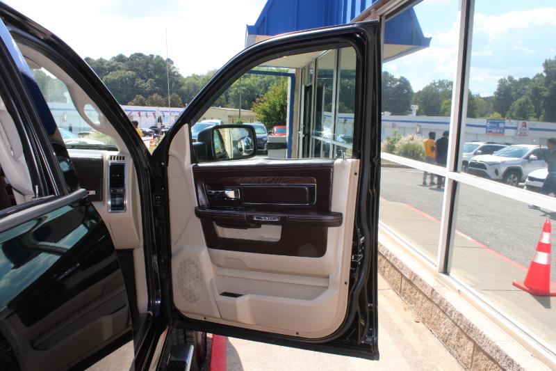 2014 Ram 2500 Longhorn photo 27