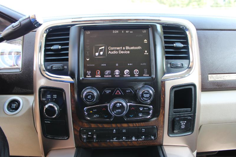 2014 Ram 2500 Longhorn photo 13