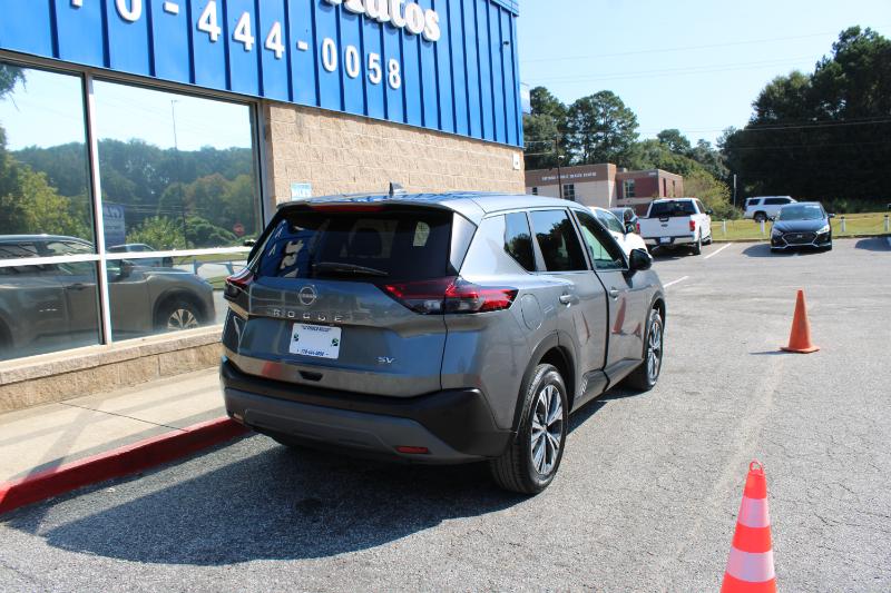 2023 Nissan Rogue SV photo 2