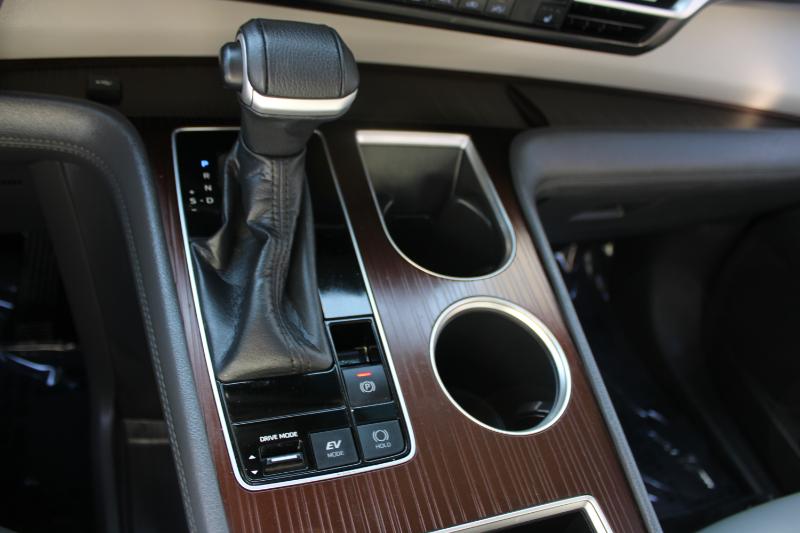 Toyota Sienna XLE FWD 7-Passenger (Natl) 2022