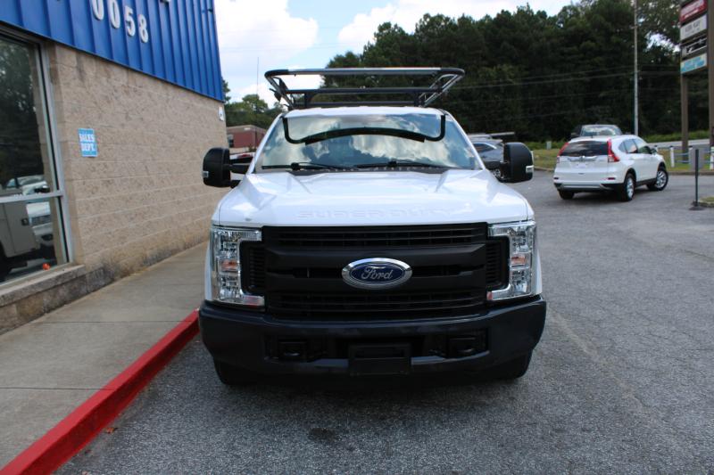 Ford Super Duty F-350 SRW XL 2WD Reg Cab 8' Box 2018