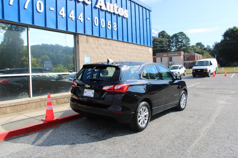 2019 Chevrolet Equinox LS photo 2