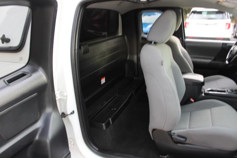 Toyota Tacoma 2WD SR5 Access Cab 6' Bed I4 AT (Natl) 2019