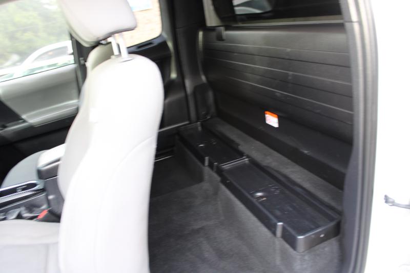 Toyota Tacoma 2WD SR5 Access Cab 6' Bed I4 AT (Natl) 2019