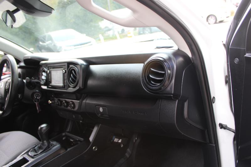 Toyota Tacoma 2WD SR5 Access Cab 6' Bed I4 AT (Natl) 2019