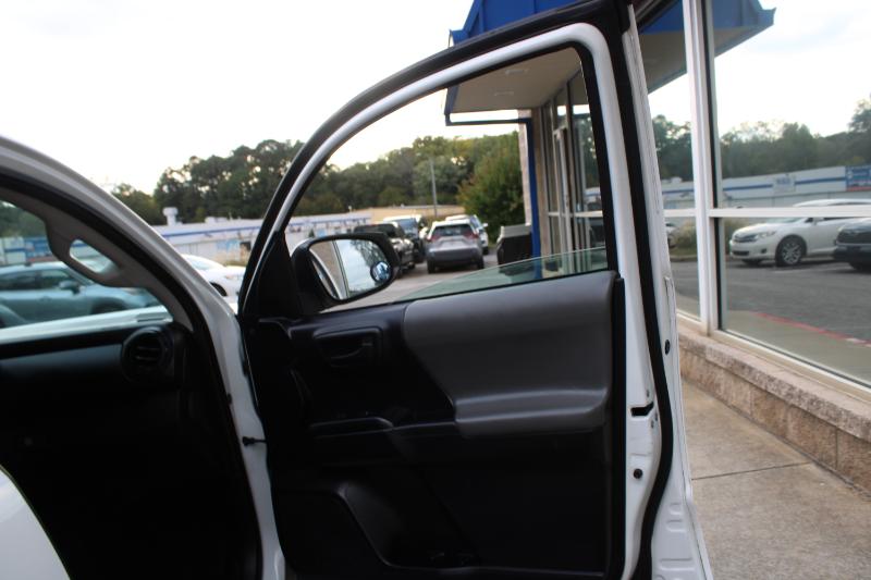 Toyota Tacoma 2WD SR5 Access Cab 6' Bed I4 AT (Natl) 2019