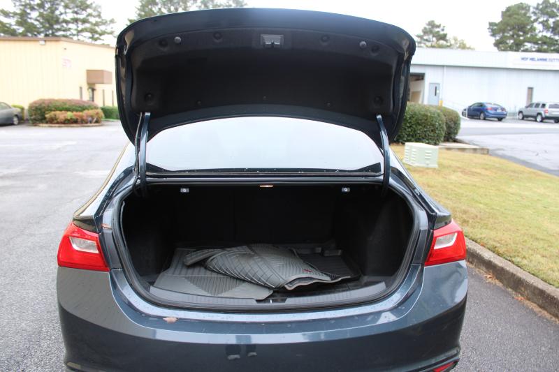 Chevrolet Malibu 4dr Sdn LS w/1FL 2020