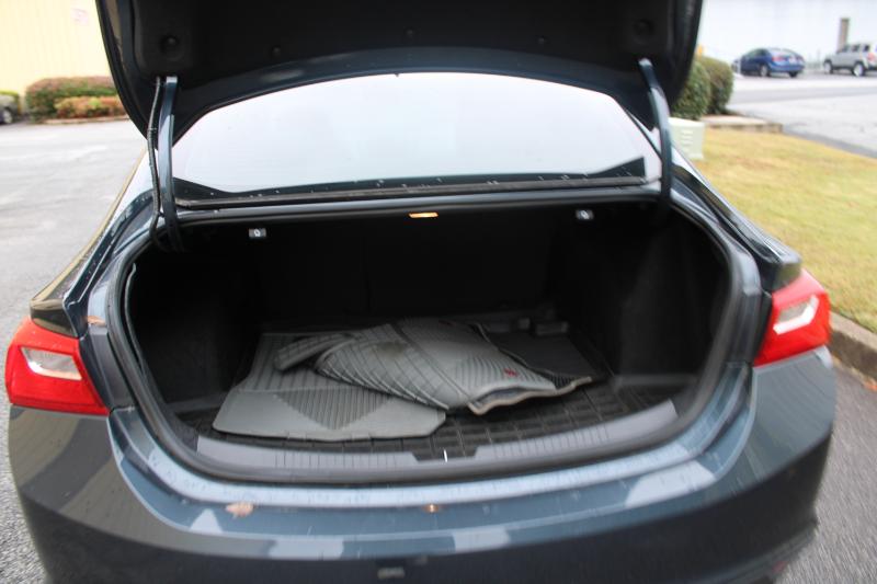 Chevrolet Malibu 4dr Sdn LS w/1FL 2020