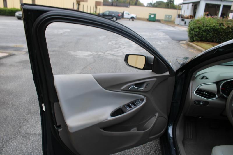 Chevrolet Malibu 4dr Sdn LS w/1FL 2020