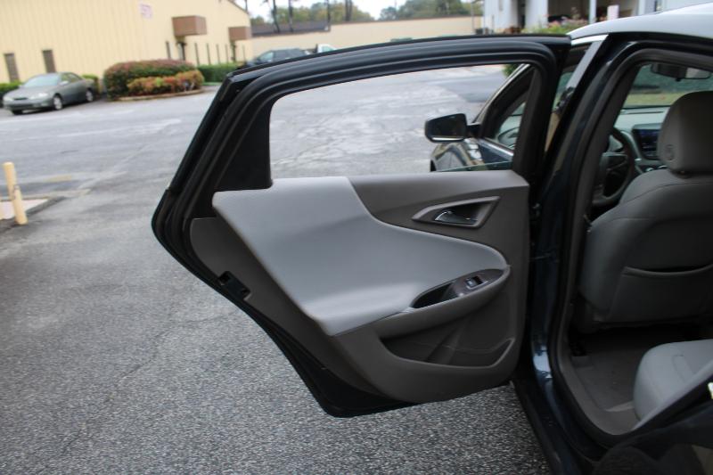 Chevrolet Malibu 4dr Sdn LS w/1FL 2020