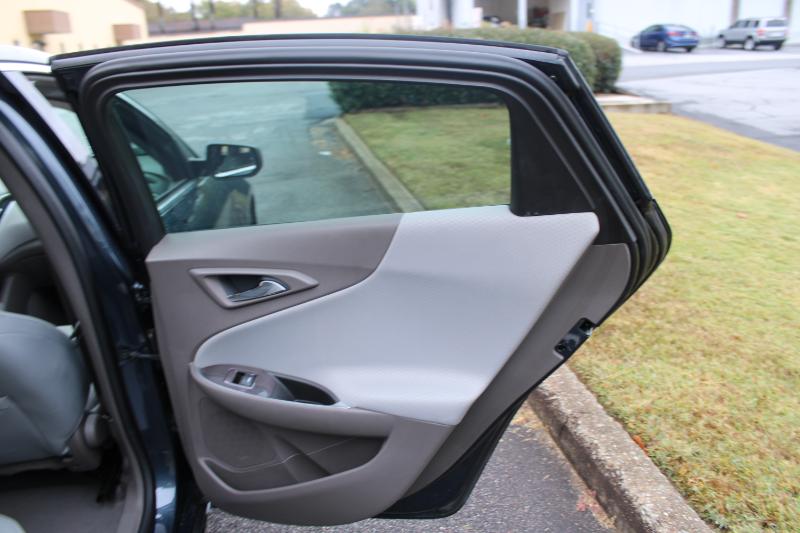 Chevrolet Malibu 4dr Sdn LS w/1FL 2020