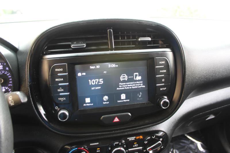 Kia Soul LX IVT 2021