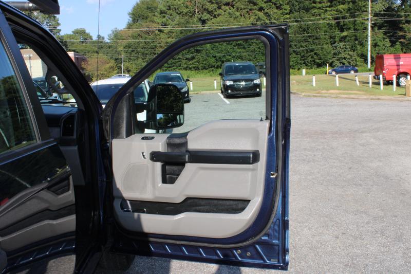 Ford Super Duty F-250 SRW XL 2WD Crew Cab 8' Box 2019