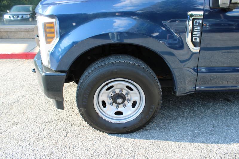 Ford Super Duty F-250 SRW XL 2WD Crew Cab 8' Box 2019