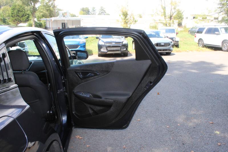2022 Chevrolet Malibu 1LT photo 19