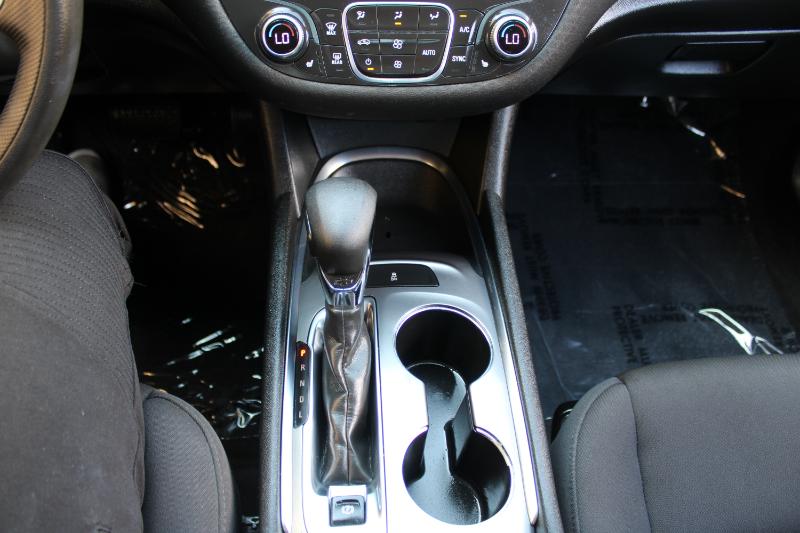 2022 Chevrolet Malibu 1LT photo 22