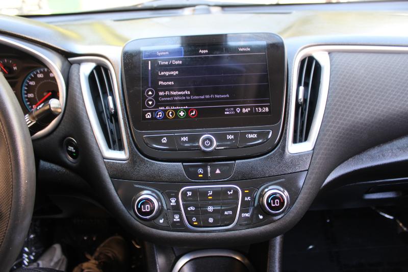 2022 Chevrolet Malibu 1LT photo 23
