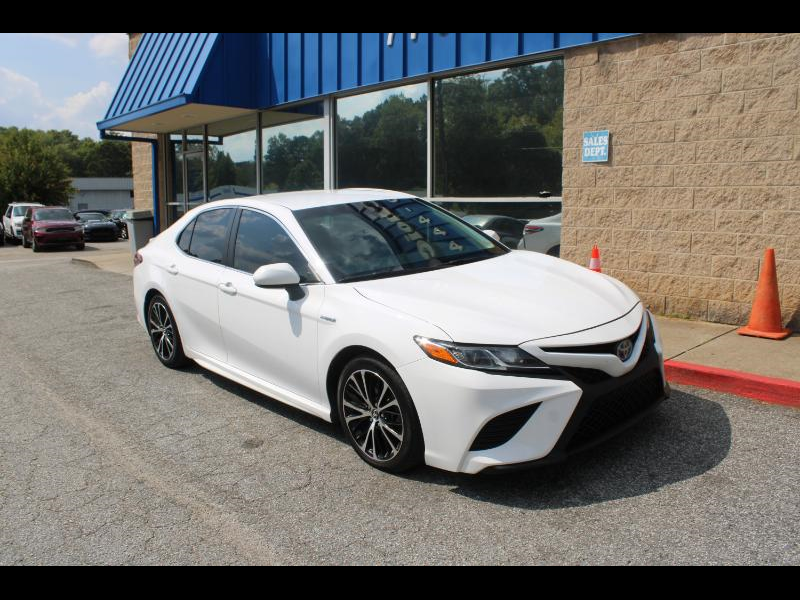 2018 Toyota Camry Hybrid LE CVT (Natl)