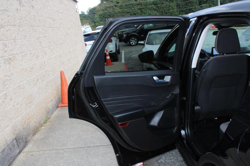 2021 Ford Escape SE photo 19
