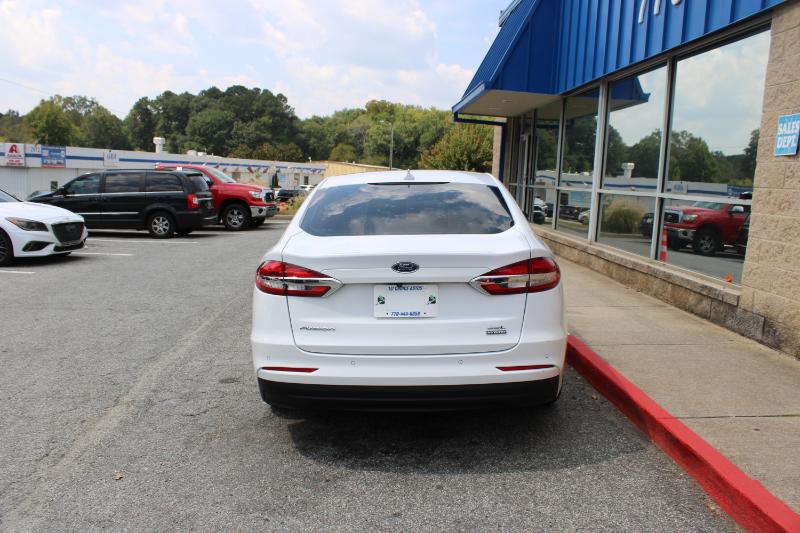 2020 Ford Fusion Hybrid SEL photo 2