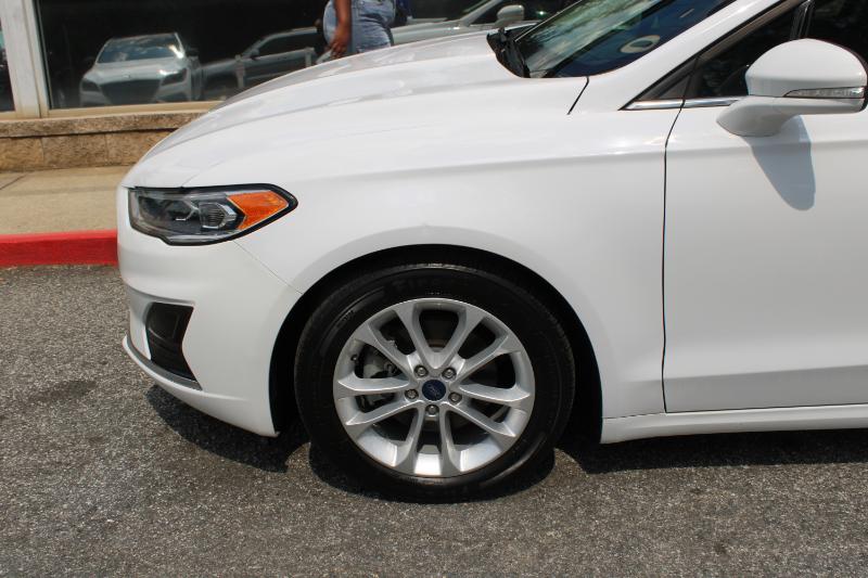 2020 Ford Fusion Hybrid SEL photo 21