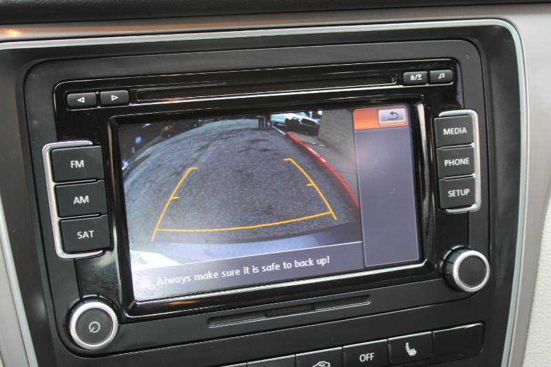 2015 Volkswagen Passat S photo 26