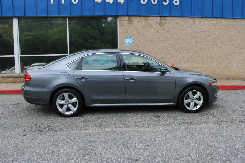 2015 Volkswagen Passat S photo 28