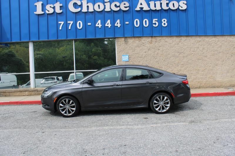 2016 Chrysler 200 S photo 7