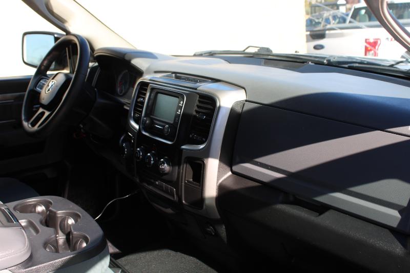 RAM 1500 Classic SLT 4x4 Crew Cab 6'4" Box 2019