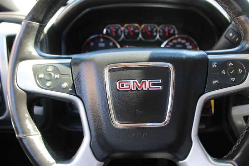 GMC Sierra 1500 4WD Crew Cab 143.5" SLT 2015