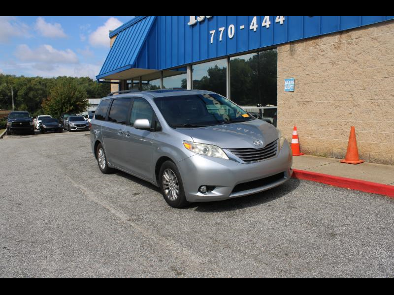 Toyota Sienna 5dr 8-Pass Van XLE Premium FWD (Natl) 2016