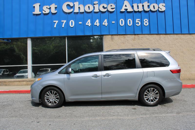 Toyota Sienna 5dr 8-Pass Van XLE Premium FWD (Natl) 2016
