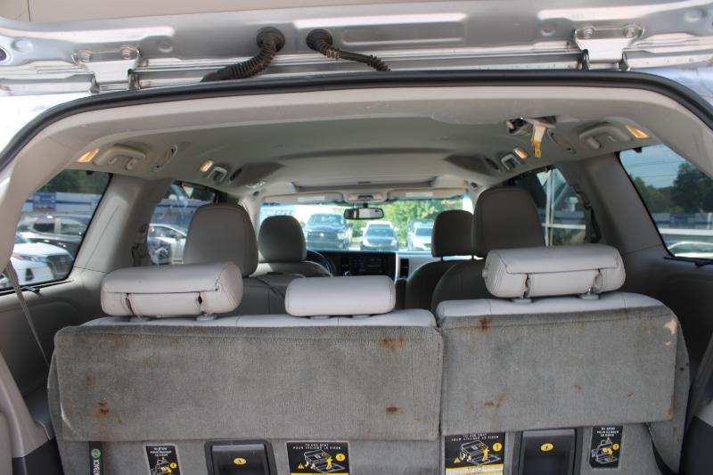 Toyota Sienna 5dr 8-Pass Van XLE Premium FWD (Natl) 2016