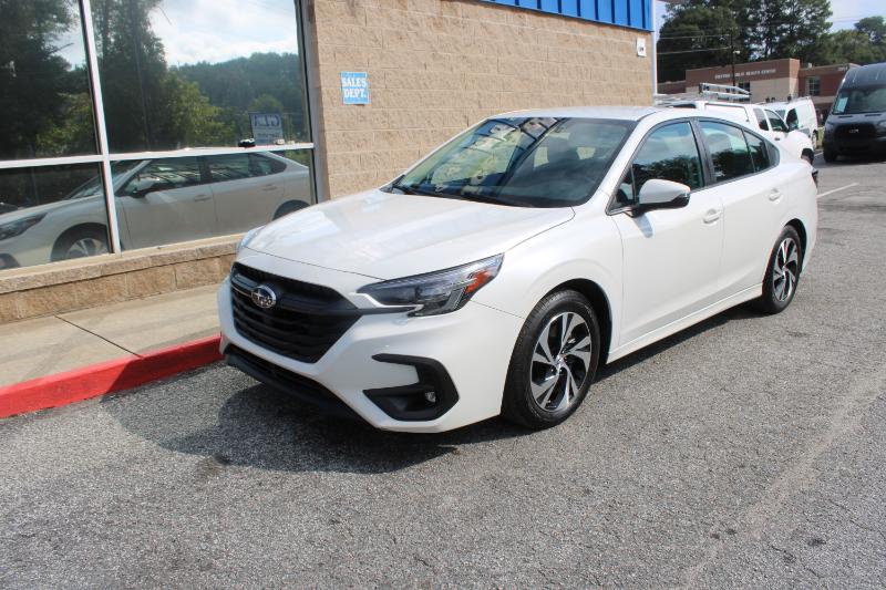 2024 Subaru Legacy Premium photo 2