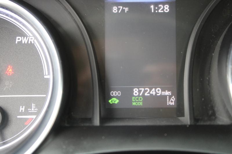 Toyota Camry Hybrid LE CVT (Natl) 2020