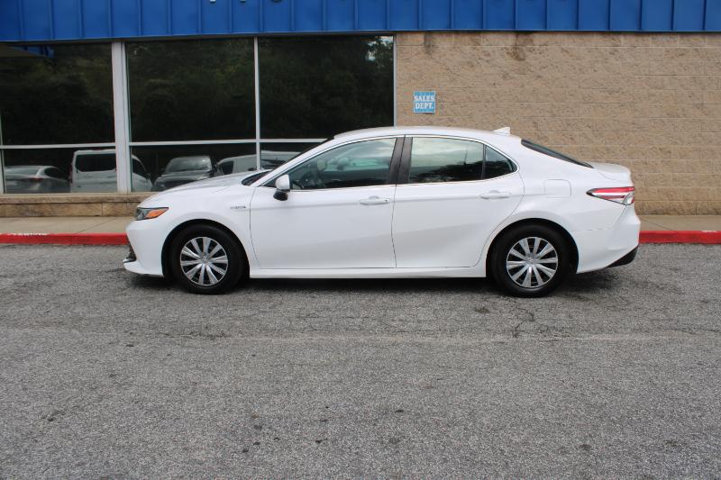 Toyota Camry Hybrid LE CVT (Natl) 2020