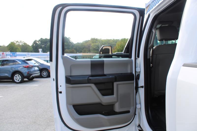 Ford Super Duty F-250 SRW XL 2WD Crew Cab 6.75' Box 2020