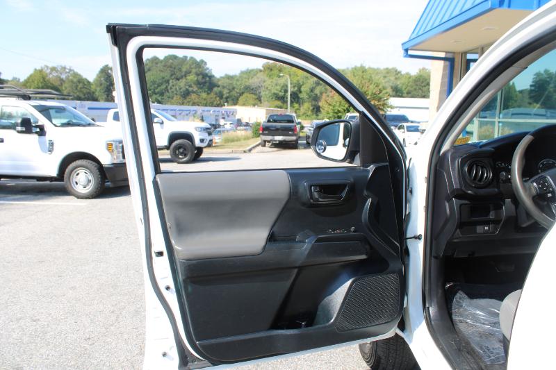 Toyota Tacoma 2WD SR Access Cab 6' Bed I4 AT (Natl) 2019