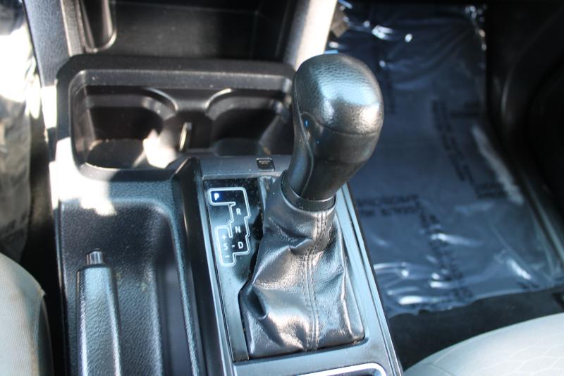 Toyota Tacoma 2WD SR Access Cab 6' Bed I4 AT (Natl) 2019