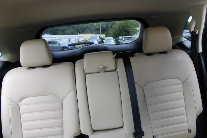 2021 Ford Edge SEL photo 14
