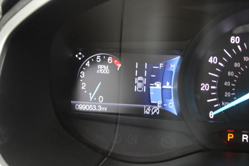 2021 Ford Edge SEL photo 23
